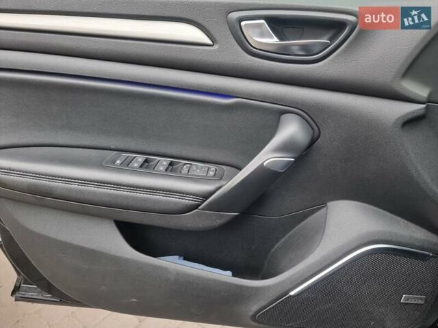 Черный Рено Меган, объемом двигателя 1.46 л и пробегом 265 тыс. км за 12500 $, фото 12 на Automoto.ua