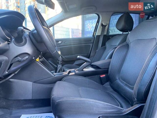 Чорний Рено Меган, об'ємом двигуна 1.46 л та пробігом 148 тис. км за 10900 $, фото 10 на Automoto.ua