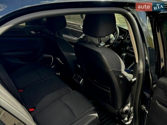 Черный Рено Меган, объемом двигателя 1.46 л и пробегом 209 тыс. км за 13000 $, фото 11 на Automoto.ua