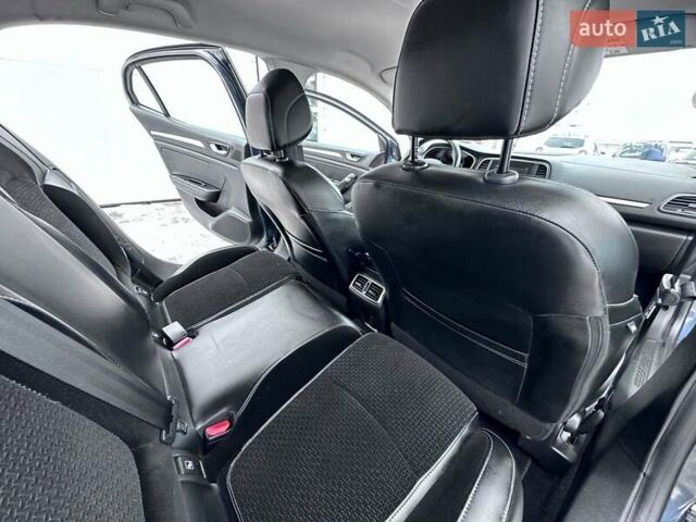 Черный Рено Меган, объемом двигателя 1.6 л и пробегом 180 тыс. км за 12500 $, фото 23 на Automoto.ua