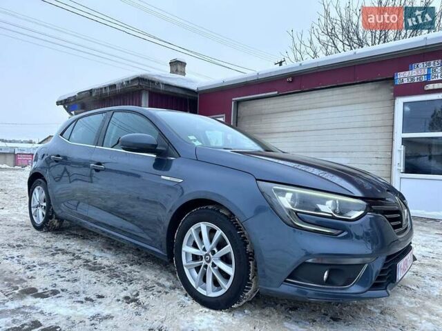 Черный Рено Меган, объемом двигателя 1.6 л и пробегом 180 тыс. км за 12500 $, фото 7 на Automoto.ua