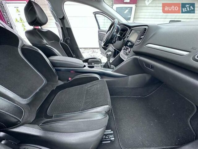 Черный Рено Меган, объемом двигателя 1.6 л и пробегом 180 тыс. км за 12500 $, фото 19 на Automoto.ua