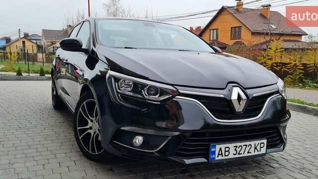 Черный Рено Меган, объемом двигателя 1.5 л и пробегом 122 тыс. км за 12800 $, фото 18 на Automoto.ua
