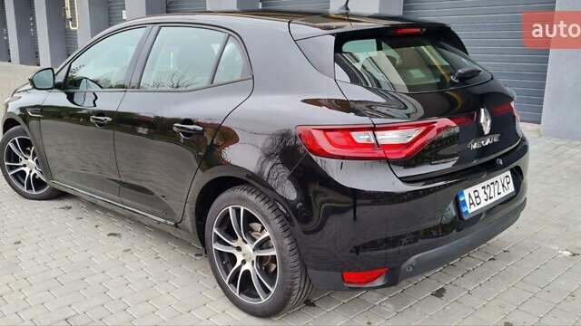 Черный Рено Меган, объемом двигателя 1.5 л и пробегом 122 тыс. км за 12800 $, фото 27 на Automoto.ua