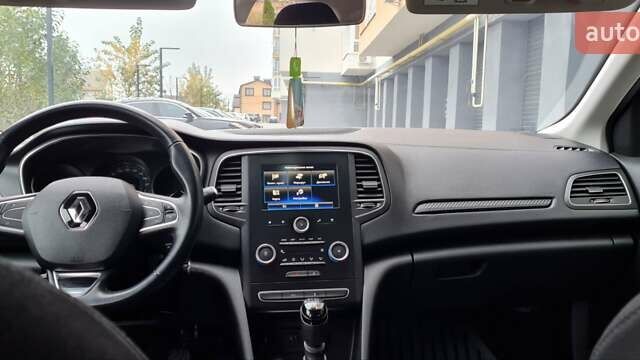 Черный Рено Меган, объемом двигателя 1.5 л и пробегом 122 тыс. км за 12800 $, фото 10 на Automoto.ua