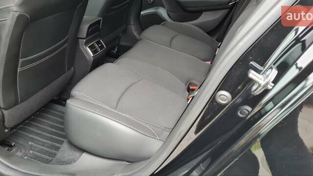 Черный Рено Меган, объемом двигателя 1.5 л и пробегом 122 тыс. км за 12800 $, фото 5 на Automoto.ua