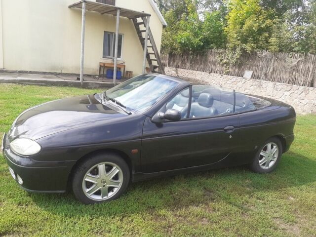 Черный Рено Меган, объемом двигателя 1.6 л и пробегом 200 тыс. км за 2400 $, фото 7 на Automoto.ua