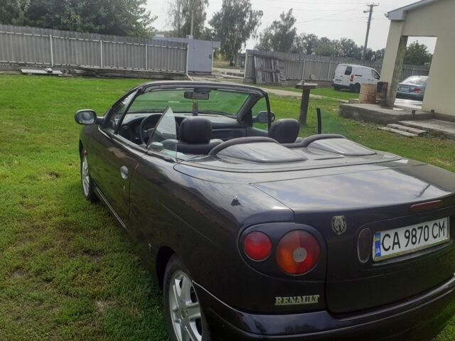 Черный Рено Меган, объемом двигателя 1.6 л и пробегом 200 тыс. км за 2400 $, фото 8 на Automoto.ua