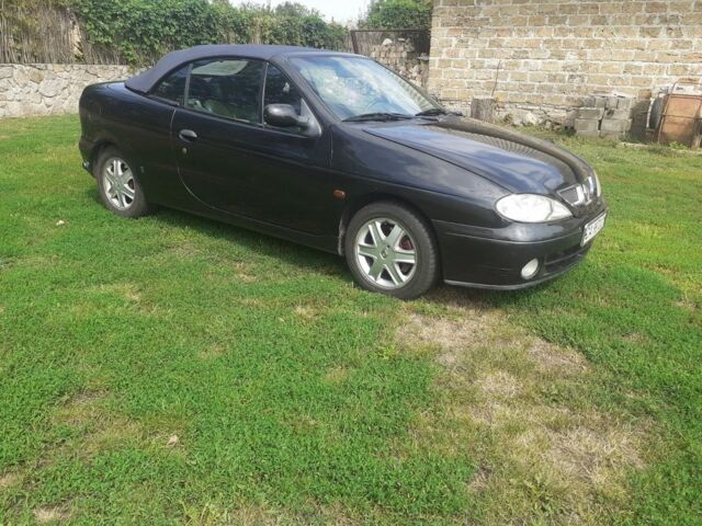 Черный Рено Меган, объемом двигателя 1.6 л и пробегом 200 тыс. км за 2400 $, фото 2 на Automoto.ua