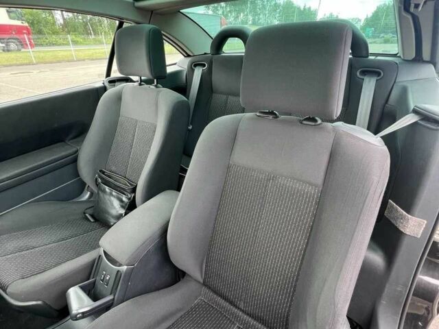 Черный Рено Меган, объемом двигателя 1.6 л и пробегом 77 тыс. км за 5300 $, фото 21 на Automoto.ua