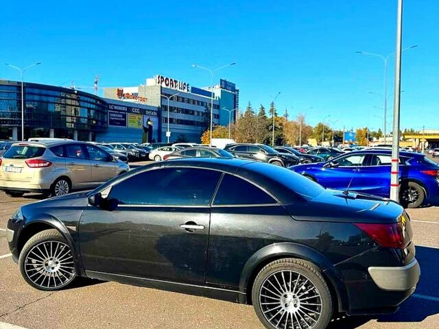 Черный Рено Меган, объемом двигателя 1.9 л и пробегом 0 тыс. км за 3800 $, фото 6 на Automoto.ua