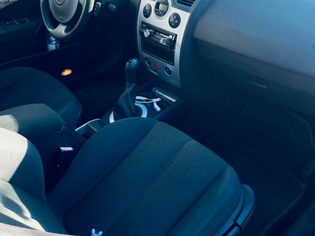 Черный Рено Меган, объемом двигателя 1.6 л и пробегом 197 тыс. км за 4800 $, фото 6 на Automoto.ua