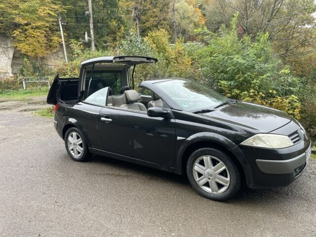 Чорний Рено Меган, об'ємом двигуна 2 л та пробігом 250 тис. км за 4817 $, фото 9 на Automoto.ua
