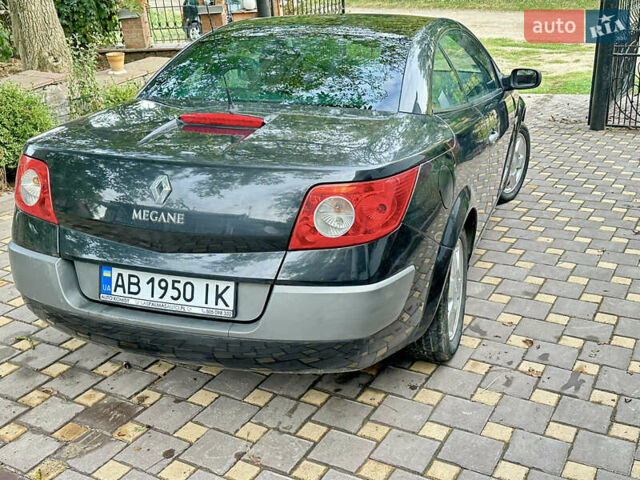 Черный Рено Меган, объемом двигателя 2 л и пробегом 219 тыс. км за 6000 $, фото 3 на Automoto.ua