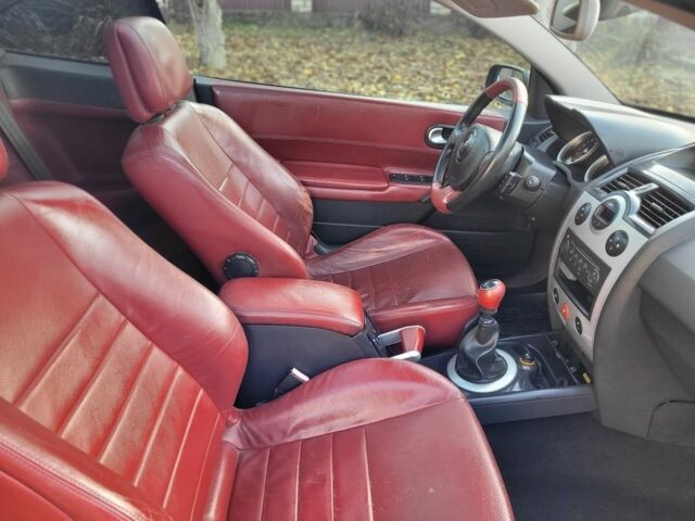 Чорний Рено Меган, об'ємом двигуна 1.9 л та пробігом 180 тис. км за 1862 $, фото 19 на Automoto.ua