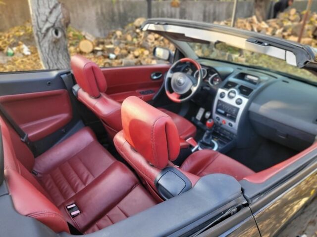 Чорний Рено Меган, об'ємом двигуна 1.9 л та пробігом 180 тис. км за 1862 $, фото 21 на Automoto.ua