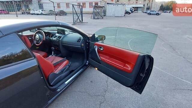 Черный Рено Меган, объемом двигателя 1.9 л и пробегом 247 тыс. км за 6000 $, фото 15 на Automoto.ua