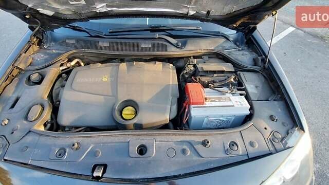 Черный Рено Меган, объемом двигателя 1.9 л и пробегом 247 тыс. км за 6000 $, фото 38 на Automoto.ua