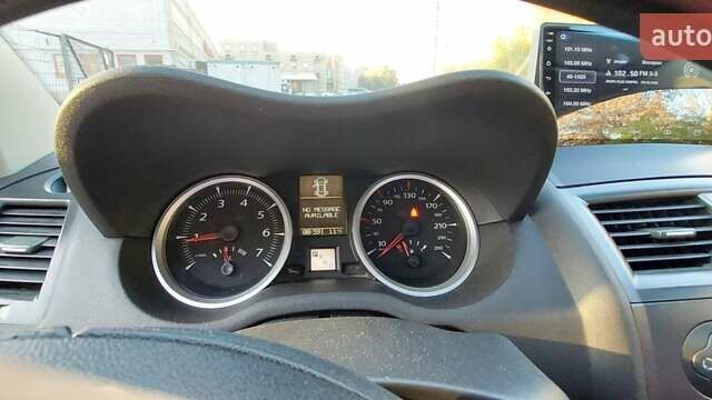 Черный Рено Меган, объемом двигателя 1.9 л и пробегом 247 тыс. км за 6000 $, фото 32 на Automoto.ua