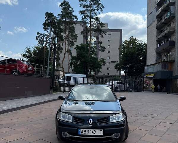 Черный Рено Меган, объемом двигателя 2 л и пробегом 200 тыс. км за 5200 $, фото 9 на Automoto.ua