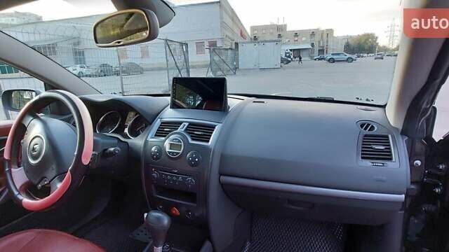 Черный Рено Меган, объемом двигателя 1.9 л и пробегом 247 тыс. км за 6000 $, фото 17 на Automoto.ua