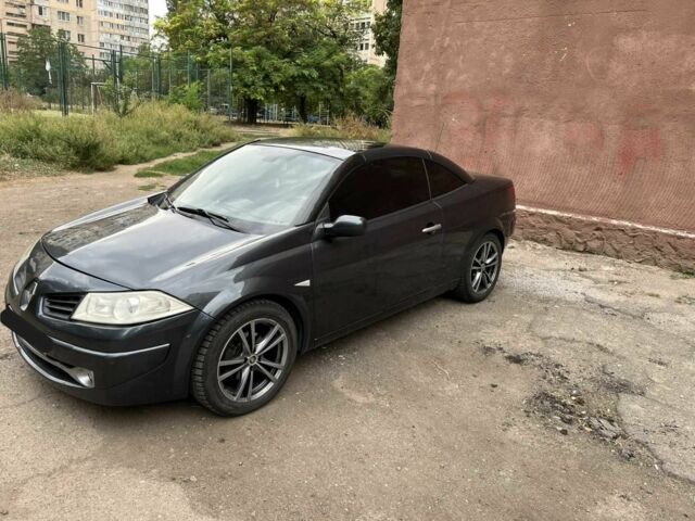 Черный Рено Меган, объемом двигателя 1.46 л и пробегом 247 тыс. км за 34999 $, фото 4 на Automoto.ua