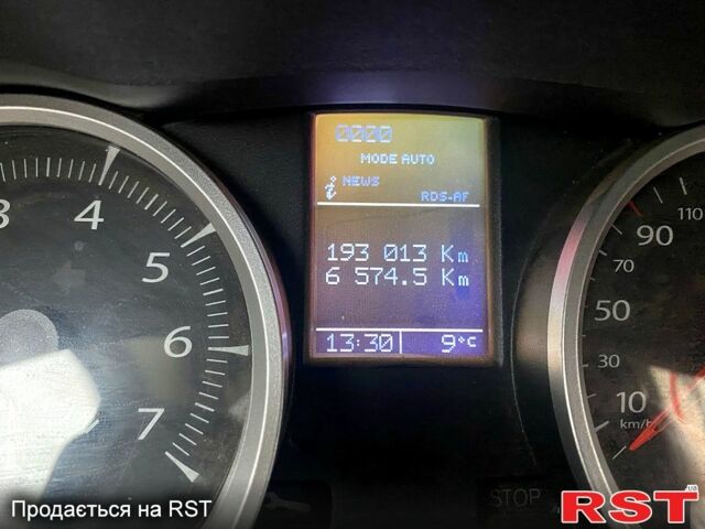 Чорний Рено Меган, об'ємом двигуна 1.6 л та пробігом 193 тис. км за 5999 $, фото 3 на Automoto.ua