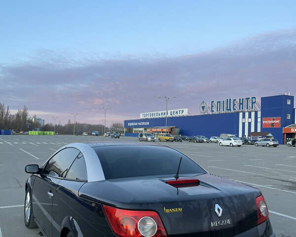 Черный Рено Меган, объемом двигателя 1.9 л и пробегом 264 тыс. км за 5000 $, фото 1 на Automoto.ua
