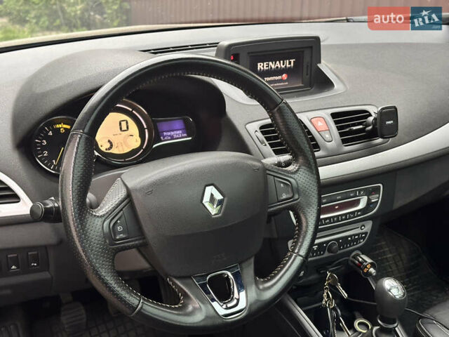 Черный Рено Меган, объемом двигателя 1.5 л и пробегом 220 тыс. км за 6900 $, фото 4 на Automoto.ua