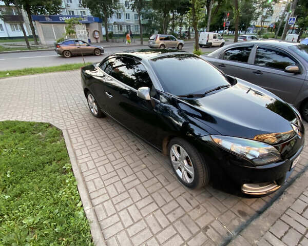 Черный Рено Меган, объемом двигателя 2 л и пробегом 89 тыс. км за 9999 $, фото 3 на Automoto.ua