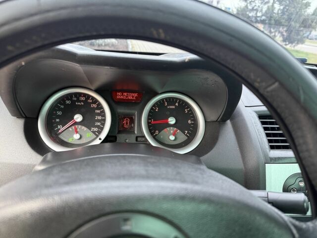 Черный Рено Меган, объемом двигателя 0 л и пробегом 308 тыс. км за 2200 $, фото 5 на Automoto.ua