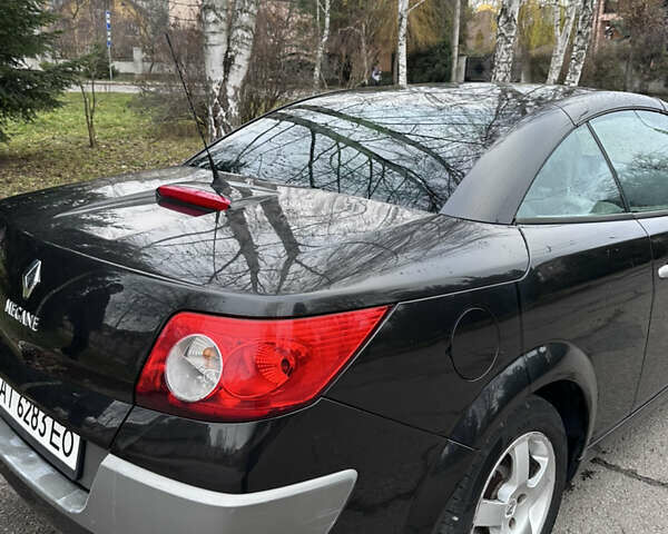 Черный Рено Меган, объемом двигателя 2 л и пробегом 199 тыс. км за 6100 $, фото 24 на Automoto.ua