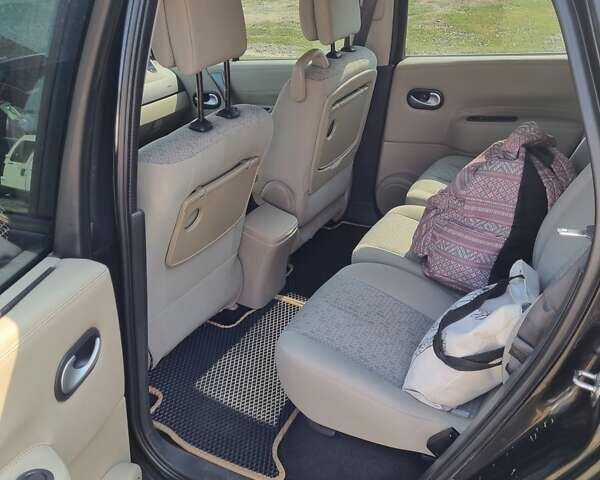 Черный Рено Меган, объемом двигателя 1.46 л и пробегом 388 тыс. км за 5300 $, фото 12 на Automoto.ua