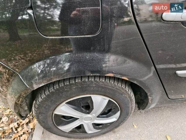 Черный Рено Меган, объемом двигателя 1.46 л и пробегом 388 тыс. км за 5300 $, фото 9 на Automoto.ua