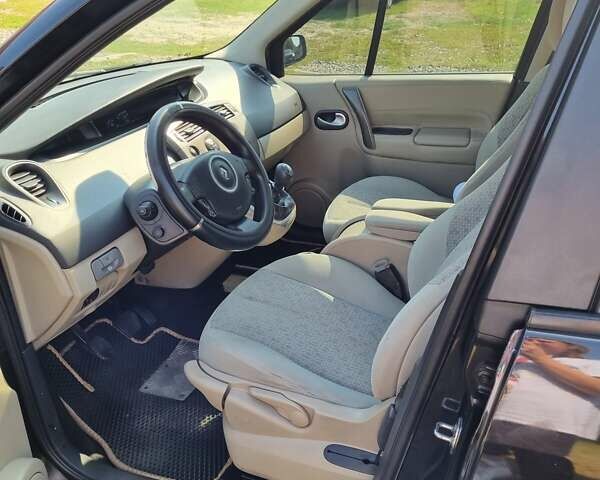 Черный Рено Меган, объемом двигателя 1.46 л и пробегом 388 тыс. км за 5300 $, фото 13 на Automoto.ua