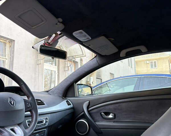 Чорний Рено Меган, об'ємом двигуна 2 л та пробігом 146 тис. км за 6799 $, фото 17 на Automoto.ua