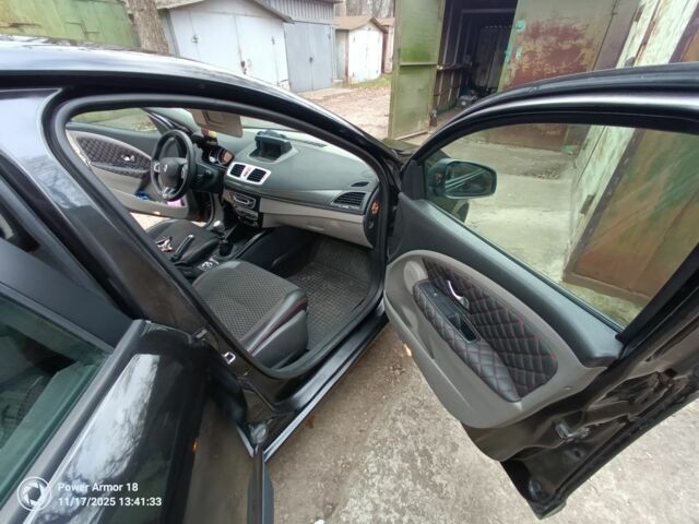 Чорний Рено Меган, об'ємом двигуна 1.5 л та пробігом 380 тис. км за 4950 $, фото 7 на Automoto.ua