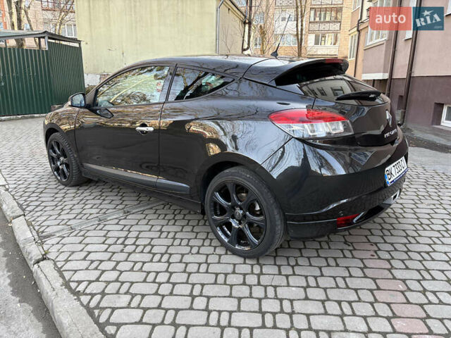 Чорний Рено Меган, об'ємом двигуна 2 л та пробігом 146 тис. км за 6799 $, фото 2 на Automoto.ua