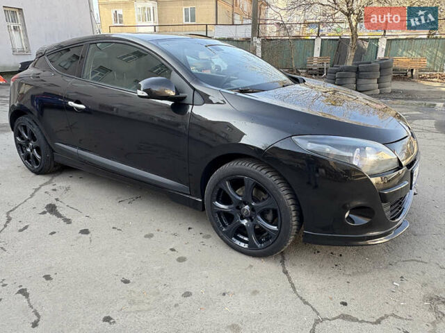 Чорний Рено Меган, об'ємом двигуна 2 л та пробігом 146 тис. км за 6799 $, фото 8 на Automoto.ua