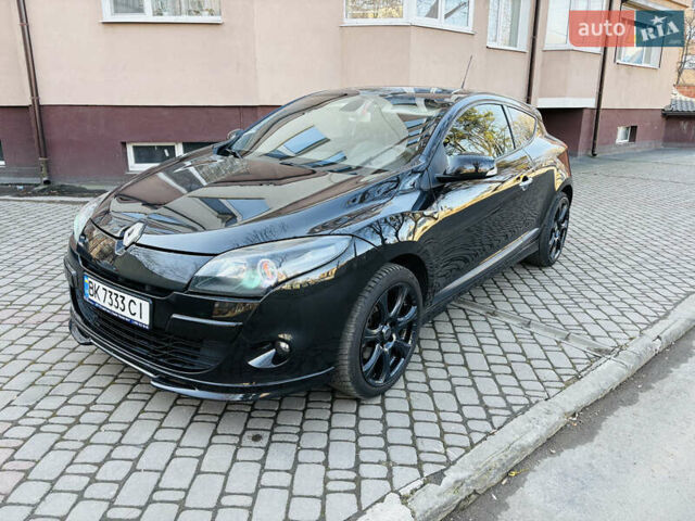 Чорний Рено Меган, об'ємом двигуна 2 л та пробігом 146 тис. км за 6799 $, фото 24 на Automoto.ua