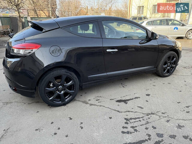Чорний Рено Меган, об'ємом двигуна 2 л та пробігом 146 тис. км за 6799 $, фото 6 на Automoto.ua