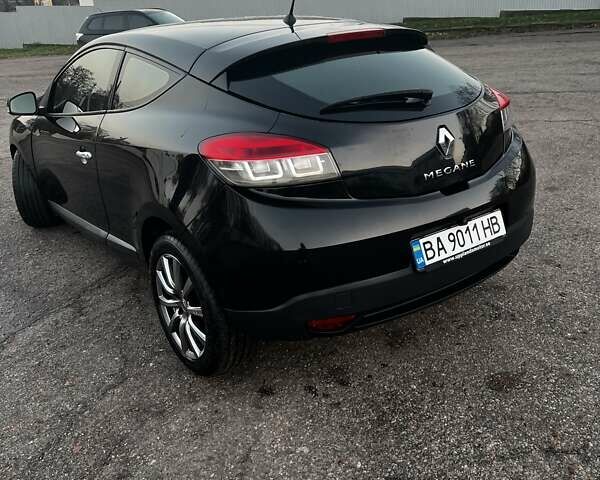 Черный Рено Меган, объемом двигателя 1.5 л и пробегом 250 тыс. км за 6800 $, фото 4 на Automoto.ua