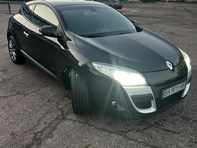 Черный Рено Меган, объемом двигателя 1.5 л и пробегом 250 тыс. км за 6800 $, фото 2 на Automoto.ua