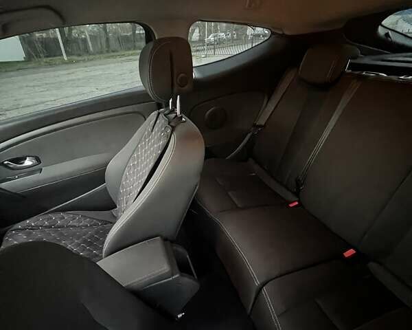 Черный Рено Меган, объемом двигателя 1.5 л и пробегом 250 тыс. км за 6800 $, фото 9 на Automoto.ua