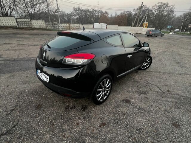 Черный Рено Меган, объемом двигателя 1.5 л и пробегом 250 тыс. км за 6800 $, фото 12 на Automoto.ua