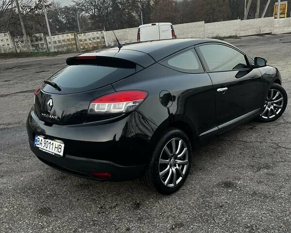 Черный Рено Меган, объемом двигателя 1.5 л и пробегом 250 тыс. км за 6800 $, фото 3 на Automoto.ua