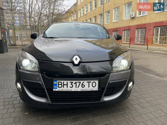 Черный Рено Меган, объемом двигателя 1.46 л и пробегом 278 тыс. км за 5950 $, фото 1 на Automoto.ua