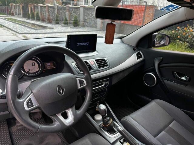 Черный Рено Меган, объемом двигателя 1.5 л и пробегом 308 тыс. км за 6300 $, фото 3 на Automoto.ua