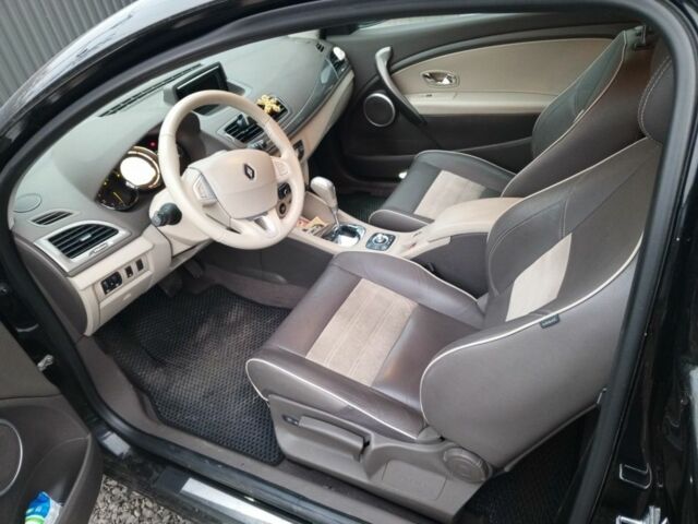 Черный Рено Меган, объемом двигателя 1.5 л и пробегом 189 тыс. км за 8400 $, фото 5 на Automoto.ua