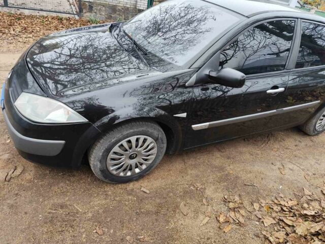 Черный Рено Меган, объемом двигателя 1.6 л и пробегом 200 тыс. км за 3500 $, фото 9 на Automoto.ua